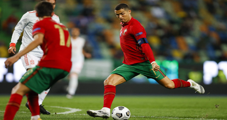 格雷夫斯瓦德vs老格里尼克直播_免费观看直播格雷夫斯瓦德vs老格里尼克直播_在线格雷夫斯瓦德vs老格里尼克直播高清直播-24直播